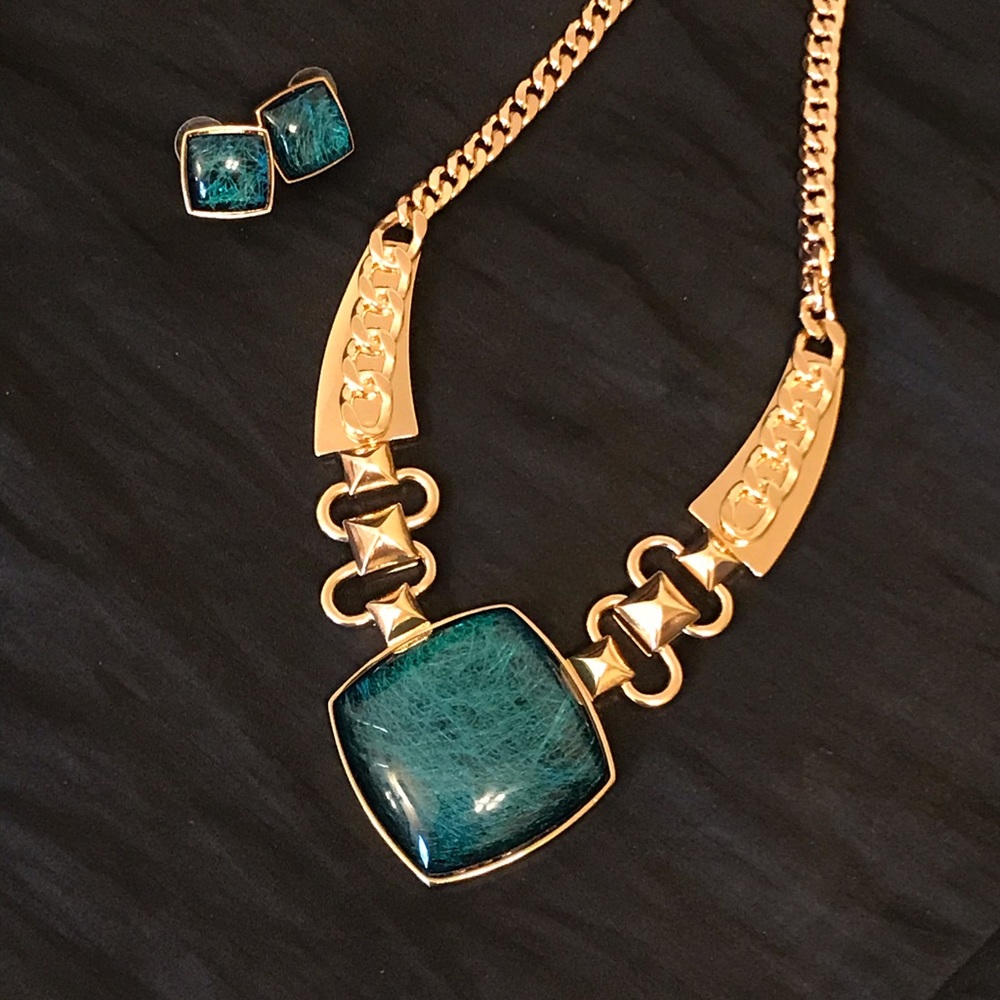 Necklace and Earring Set
